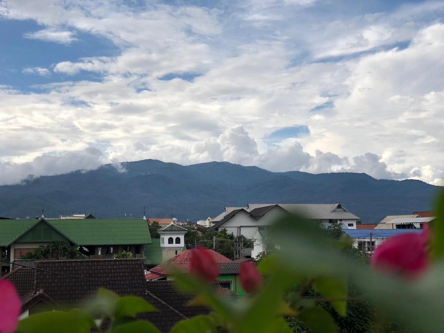 Baan Sinkaew Apartment Chiangmai - บ้านสินแก้ว อพาร์ทเม้นท์ เชียงใหม่ Kültér fotó